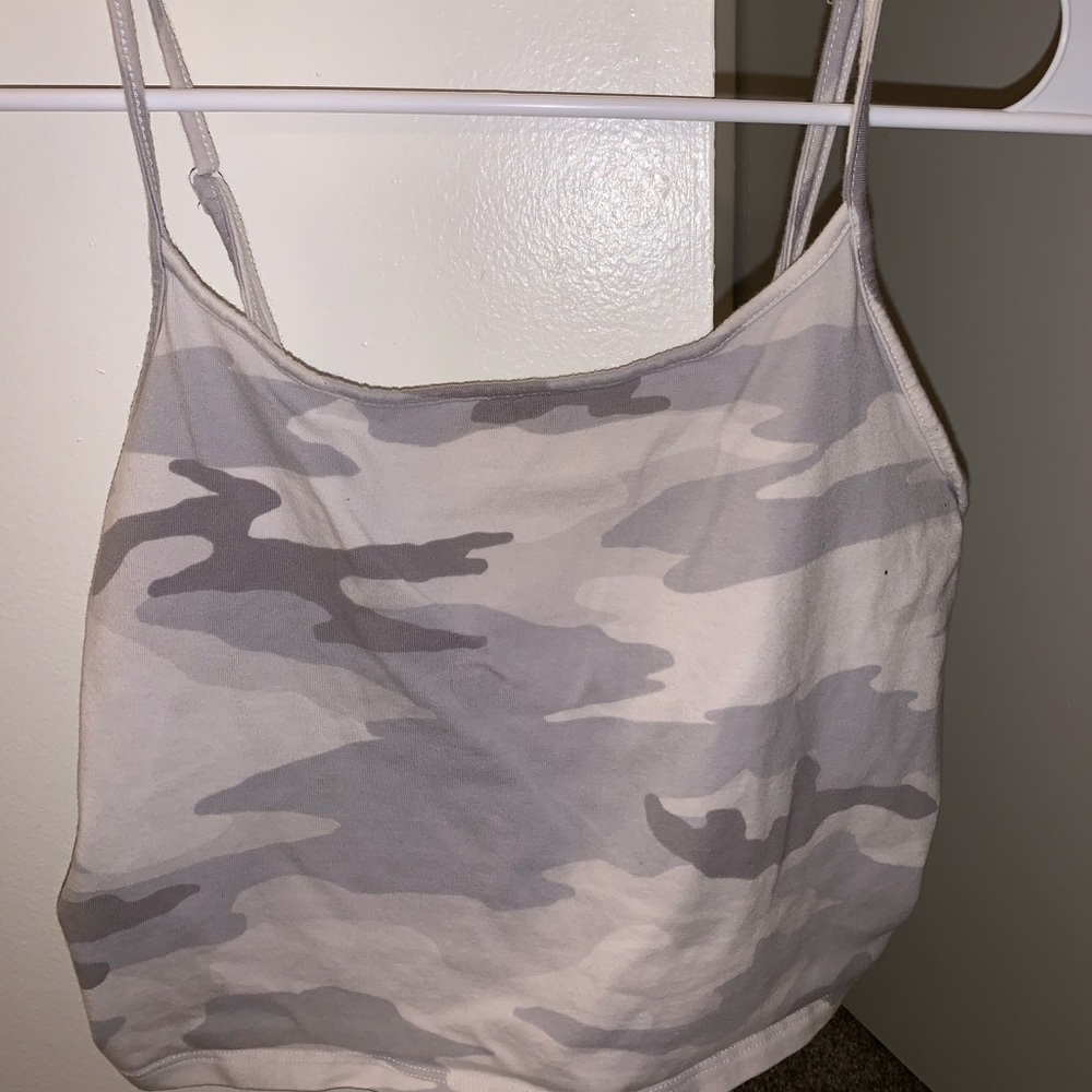 American Eagle Tank size MED